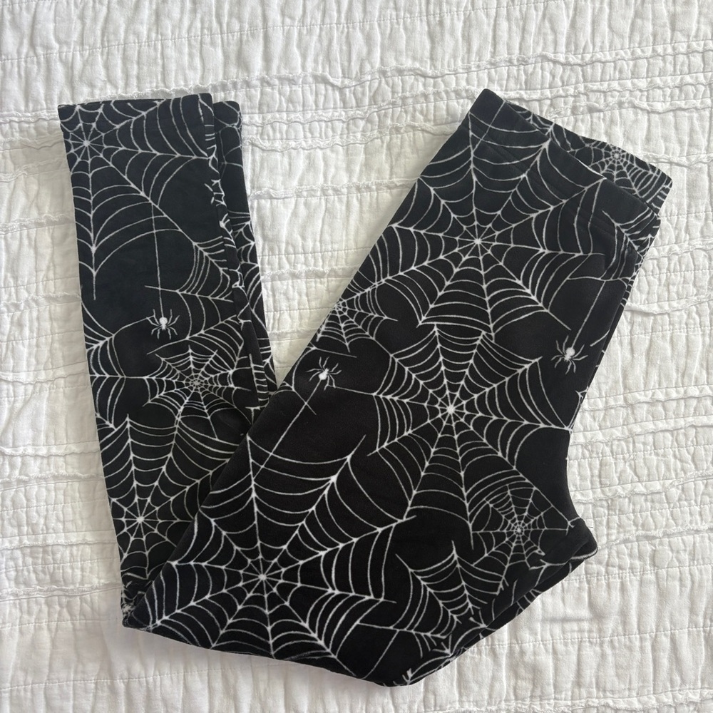 No Boundaries Halloween Leggings - Picture 4 of 4